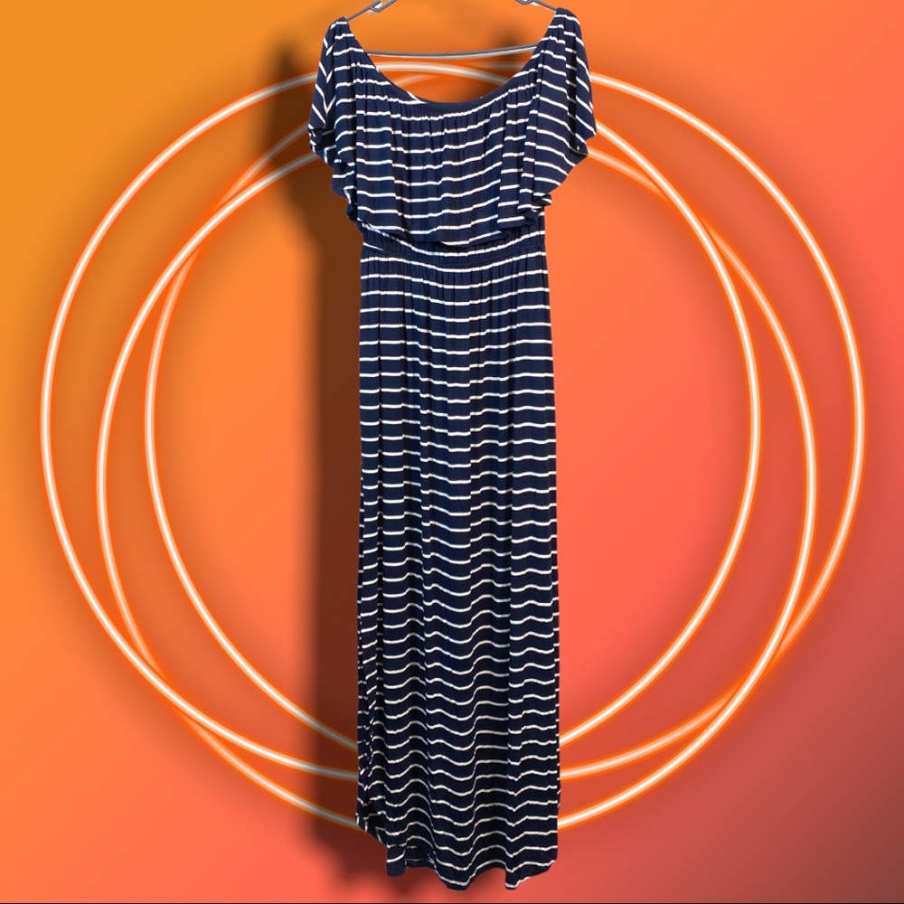 Sweet Lovely by Jen maxi dress on/off shoulder navy and white womens size Large